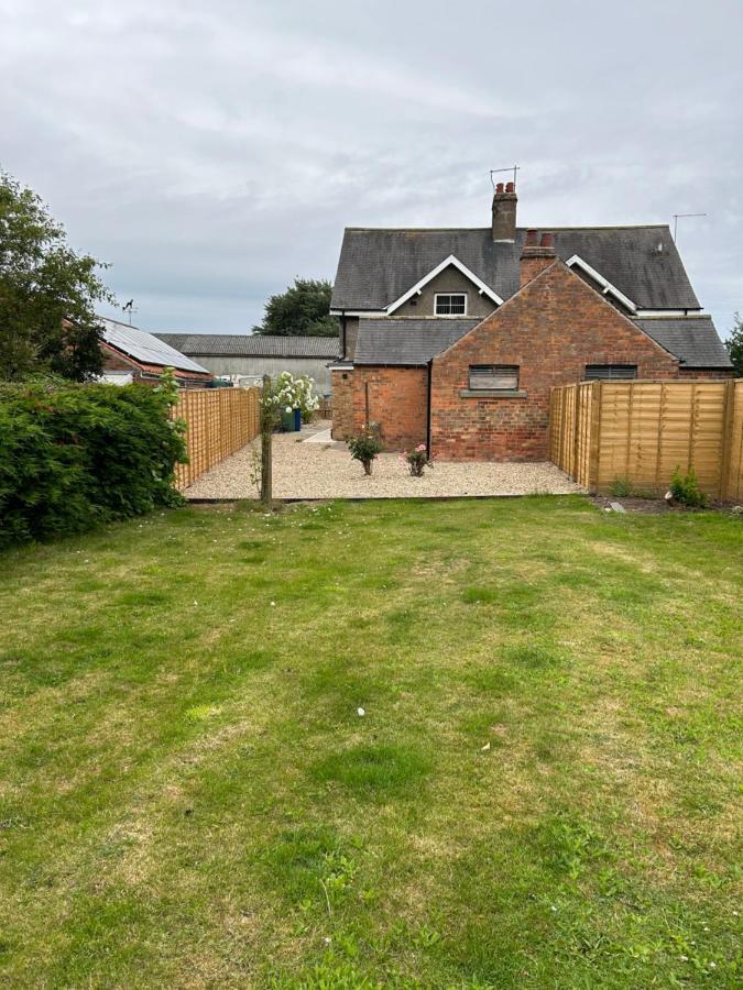 2 Main Street, Lissett Villa Driffield Exterior photo